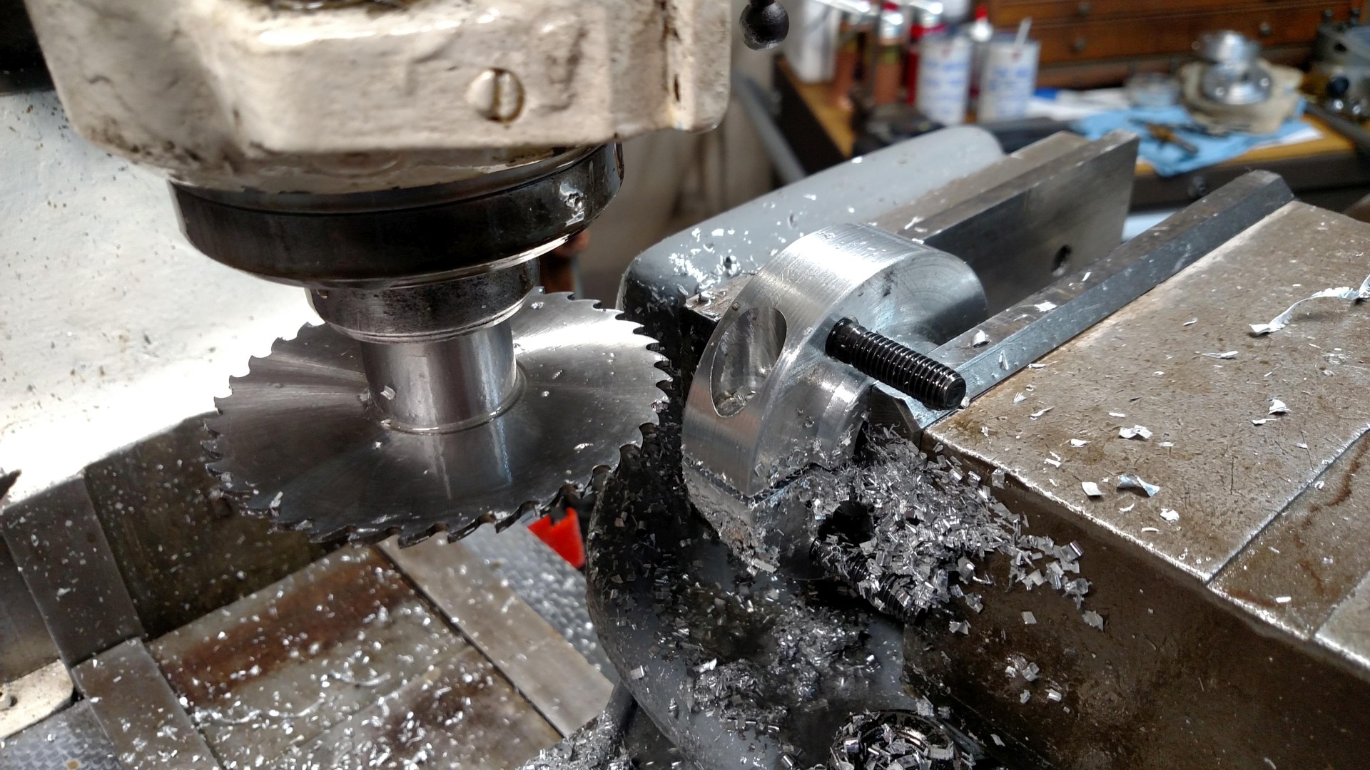 BMF slitting saw used on a wheel hub